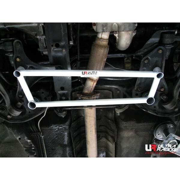 Refuerzo Inferior Delantero Ultra Racing (863) Para Proton Perdana 2.0 2WD 95-98