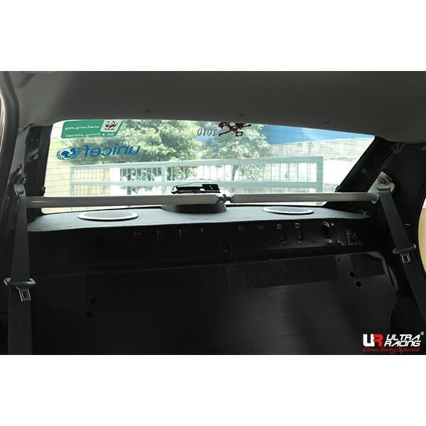 Barra de Refuerzo Trasera Ultra Racing (3134A) para Proton Saga 1.3/1.6 2WD 08-16
