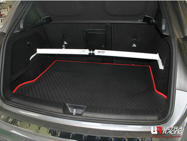 Barra de Torretas Trasera Superior Ultra Racing (2919-B) para Mercedes W176 A200 1.6T 2WD 12-18/W176/X156 A250/A45 2.0T 4WD 12-18