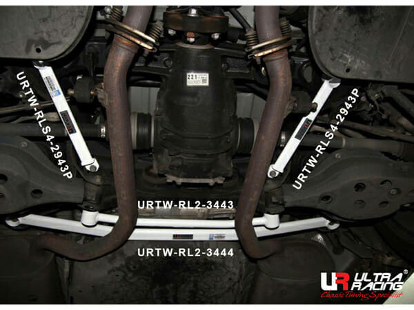 Barra Inferior Trasera (3443) Ultra Racing Lexus GS (L10)