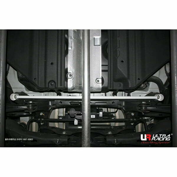Barra Inferior Trasera Ultra Racing (4138) Hyundai Sonata (DN8) / Kia Optima K5