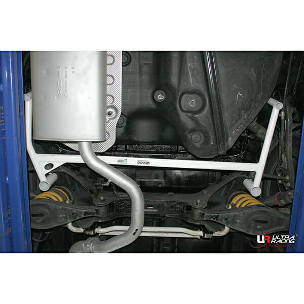 Barra Inferior Trasera Ultra Racing (3261) para Hyundai Santa Fe (DM) 2.0D 2WD 13-18