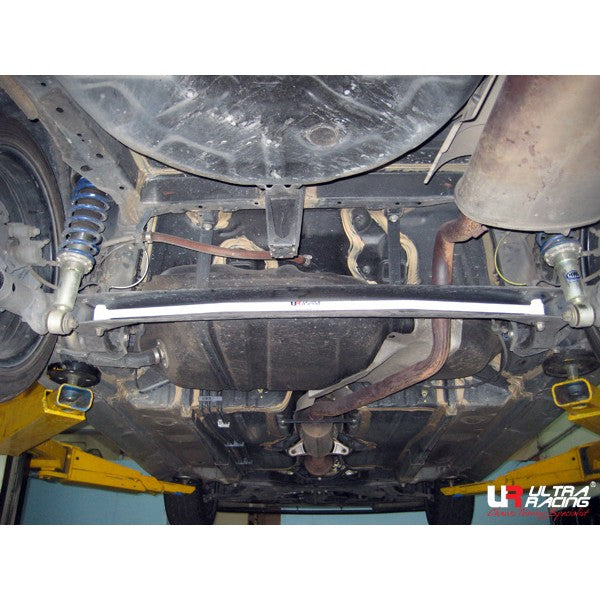 Barra de Torsión Trasera Ultra Racing para Toyota Corolla E12/E13
