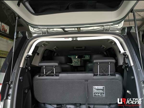Barra de Refuerzo Pilar C Ultra Racing Luxgen M7 2.2T 2WD 09-21