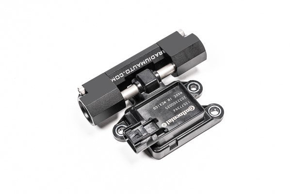 Adaptador de Sensor Flex Fuel Split-Flow Radium Engineering - Imagen 8