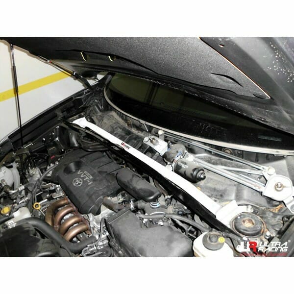 Barra de Torretas Delantera Superior Ultra Racing para Toyota Highlander (XU40) 08-13