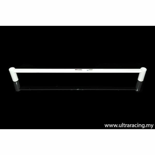 Barra Inferior Trasera Ultra Racing (2524) para Toyota Highlander (XU40) 3.5 4WD 08-13