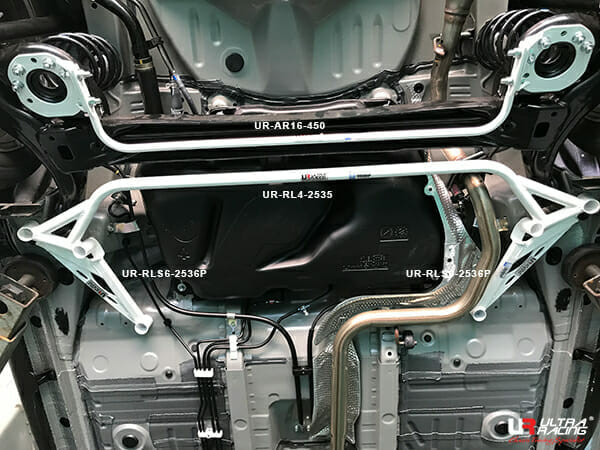 Barra Inferior Trasera Ultra Racing (2536P) Para Toyota Vios (NSP151) 1.5 18+/Yaris 1.5 10-19 2WD