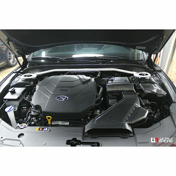 Barra de Torretas Superior Delantera Ultra Racing (3763) Hyundai Grandeur (IG) 18+