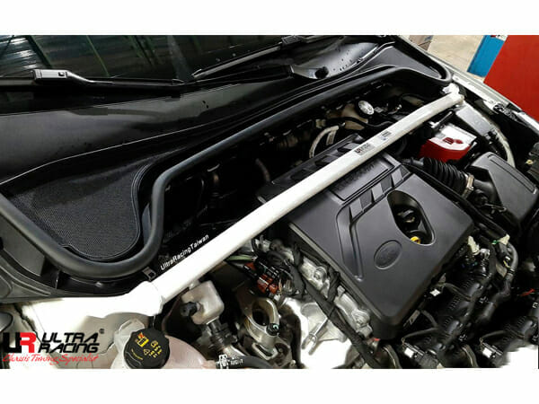 Barra de Torretas Delantera Superior Ultra Racing (3976) Ford Focus (MK4) 1.5T L3 2WD HB 18+