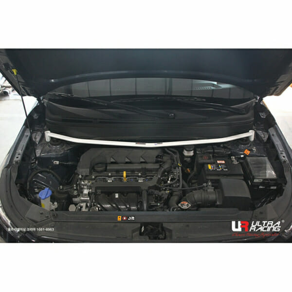 Barra de Torretas Superior Delantera Ultra Racing (4122) Hyundai Venue (QX) 1.6 2WD 19+
