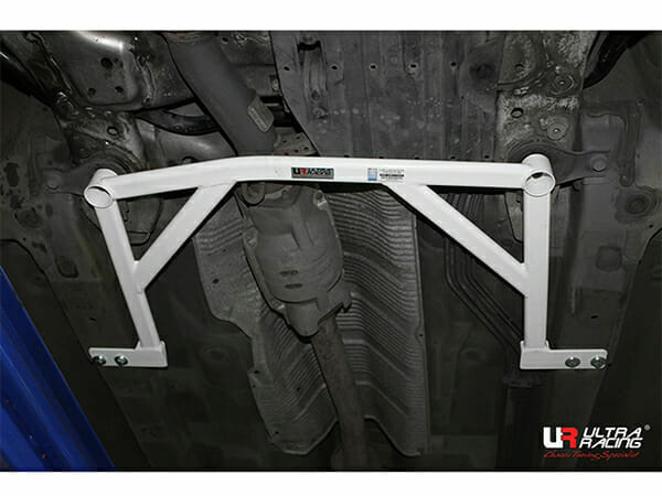 Barra Refuerzo Inferior Delantera Ultra Racing Acura TL (UA-6) 3.2 V6 04-08 2WD
