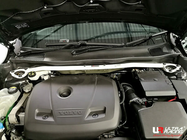 Barra de Torretas Delantera Superior Ultra Racing (3210) Volvo V40